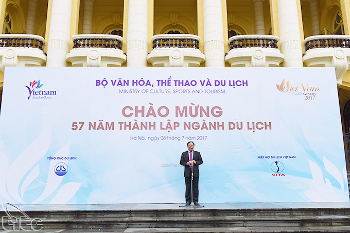 Tổng cục trưởng Tổng cục Du lịch Nguyễn Văn Tuấn gửi thư chúc mừng nhân ngày thành lập ngành du lịch Việt Nam.