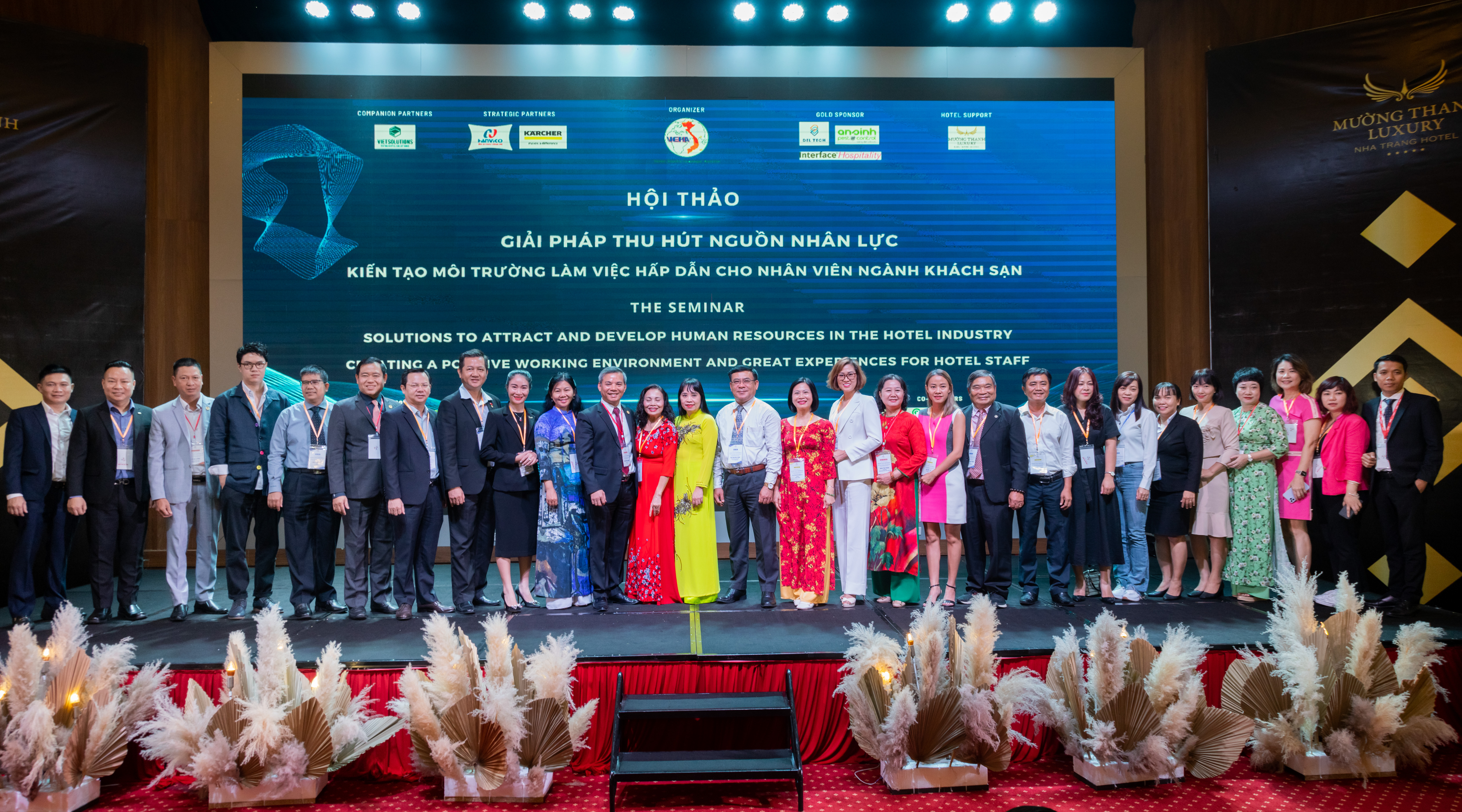 Đài truyền hình VTV khu vực Khánh Hoà đưa tin về chương trình Hội thảo của CLB Quản lý Buồng Việt Nam - VEHA